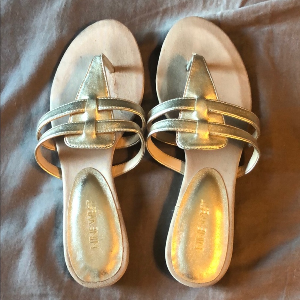 Nine West gold sandals. Size 8